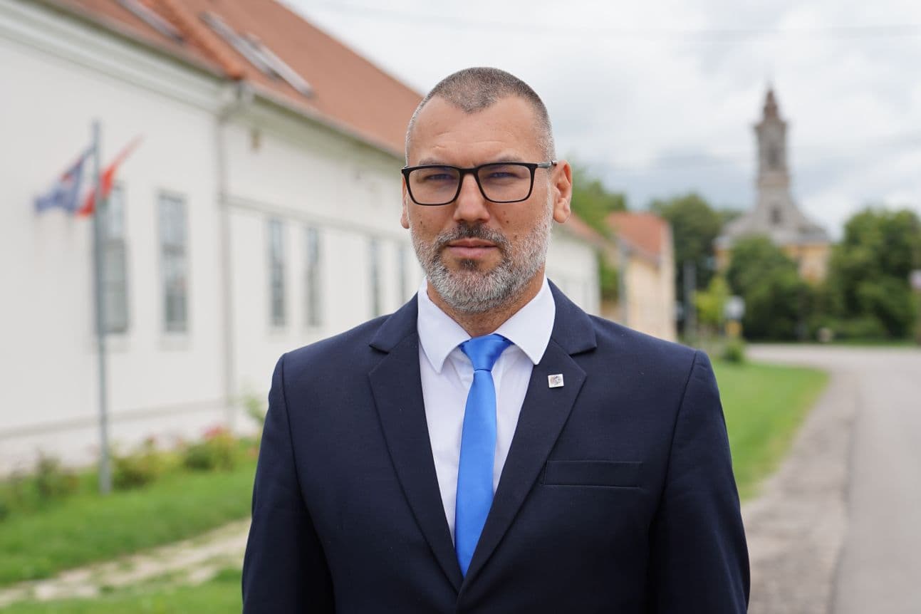 Buda Attila, Pátka község polgármestere